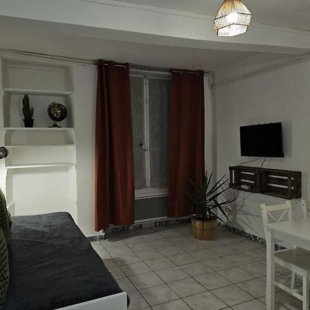 1-Centre-Ville Studio 25M2 Box A Bagages Gratuits Carcassonne Extérieur photo